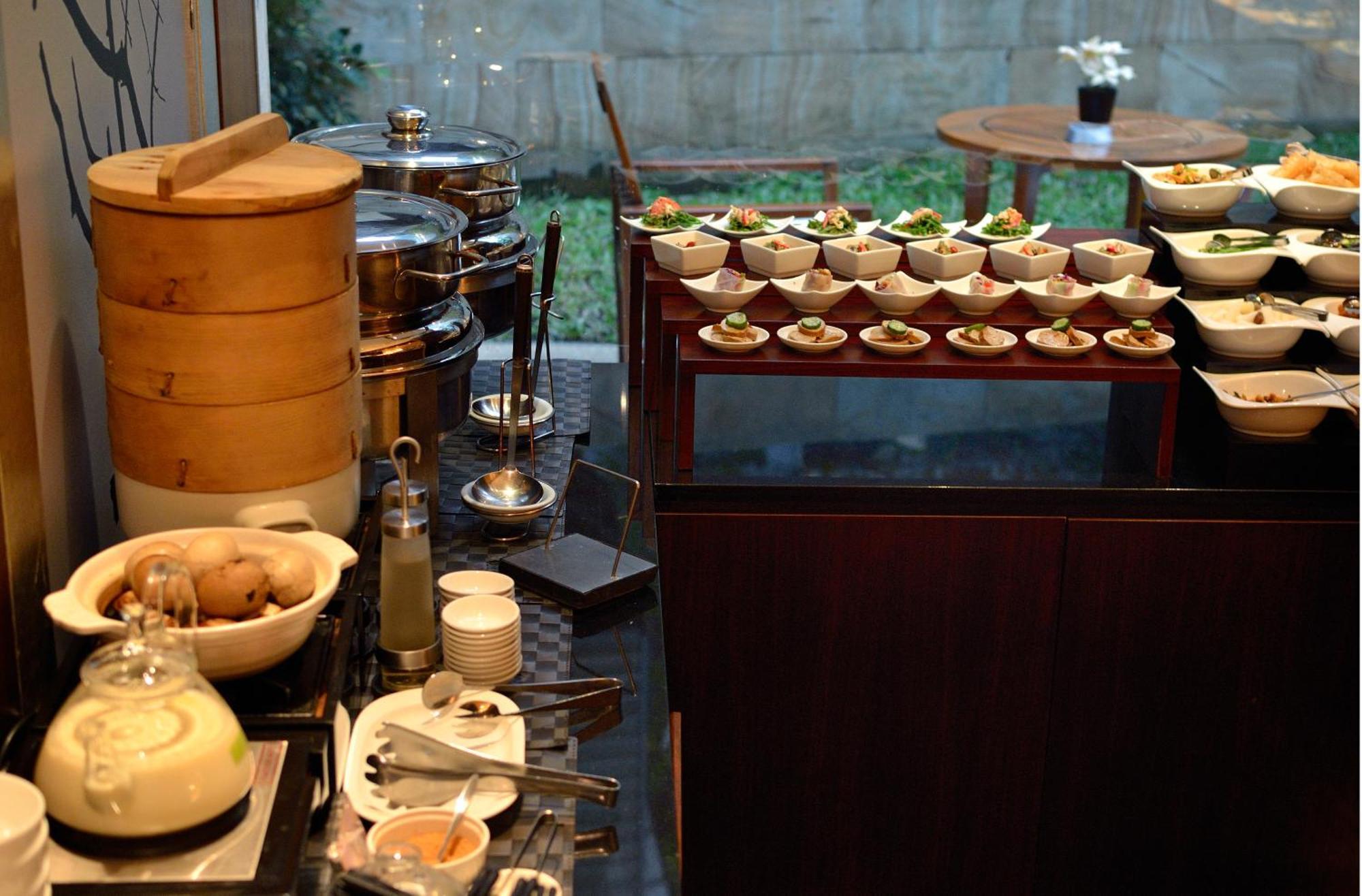 Les Suites Taipei Ching Cheng Экстерьер фото